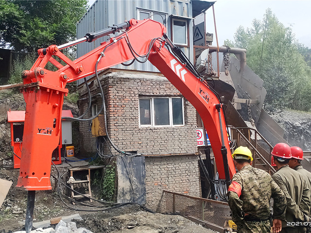 7 Key Features to Consider When Choosing a Rockbreaker for Your Mine 7 Key Features to Consider When Choosing a Rockbreaker for Your Mine