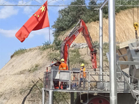 YZH Pedestal Boom System