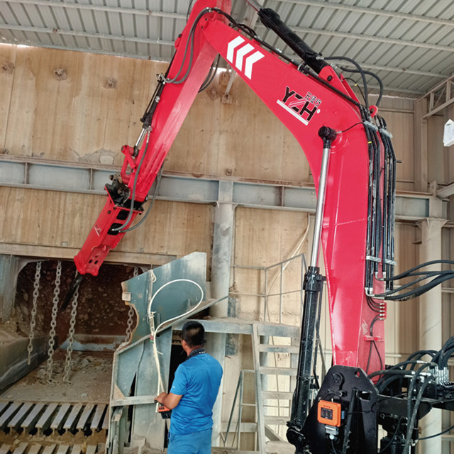 Pedestal Breaker Boom Installation Guide: Step-by-Step Process & Safety Requirements