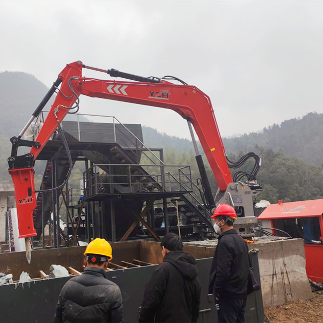 YZH Stationary Pedestal Boom System for Rock Breaking in Mining Site