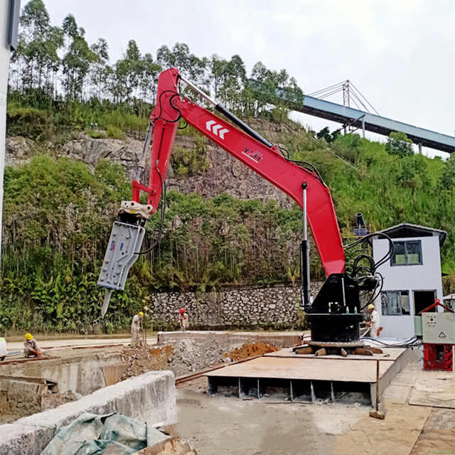 Brand New YZH Pedestal Rockbreakers for Gyratory Crusher