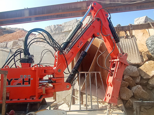 Rockbreaker Boom Systems Assists Aggregate Crushing Production Line
