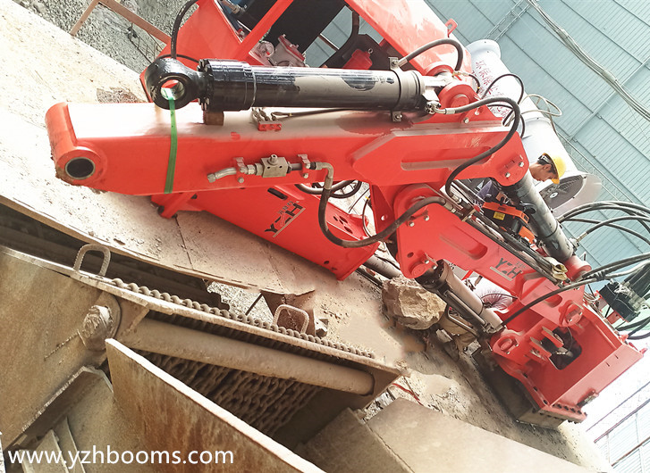 YZH B550 Pedestal Rock Breaker Boom System Was Successfully Put Into Use In Chongqing Building Materials Factory-3