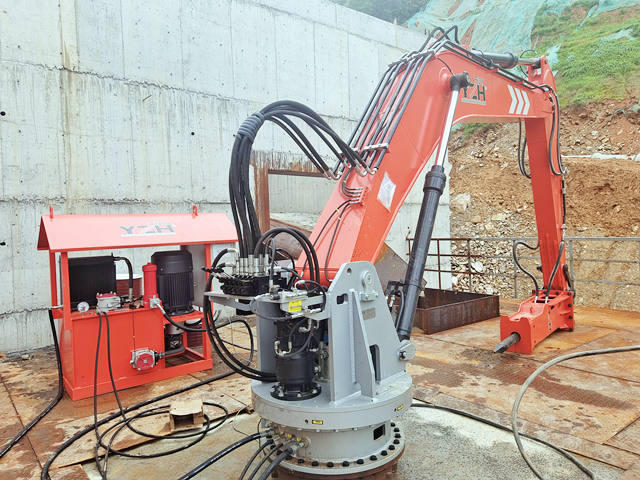 rockbreaker system