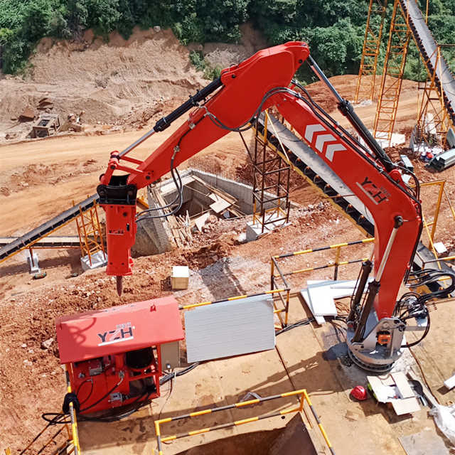 China YZH Stationary Rockbreaker Boom System Mounted at Jaw Crusher Cavity