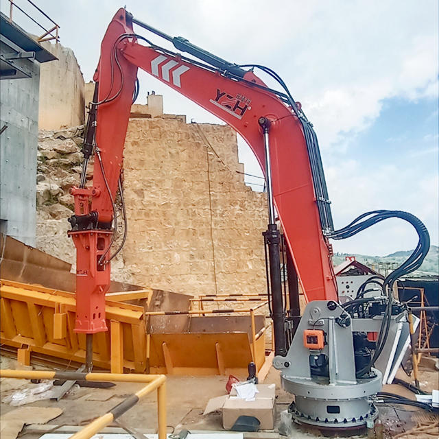 China YZH Stationary Rockbreaker Boom System Mounted at Jaw Crusher Cavity