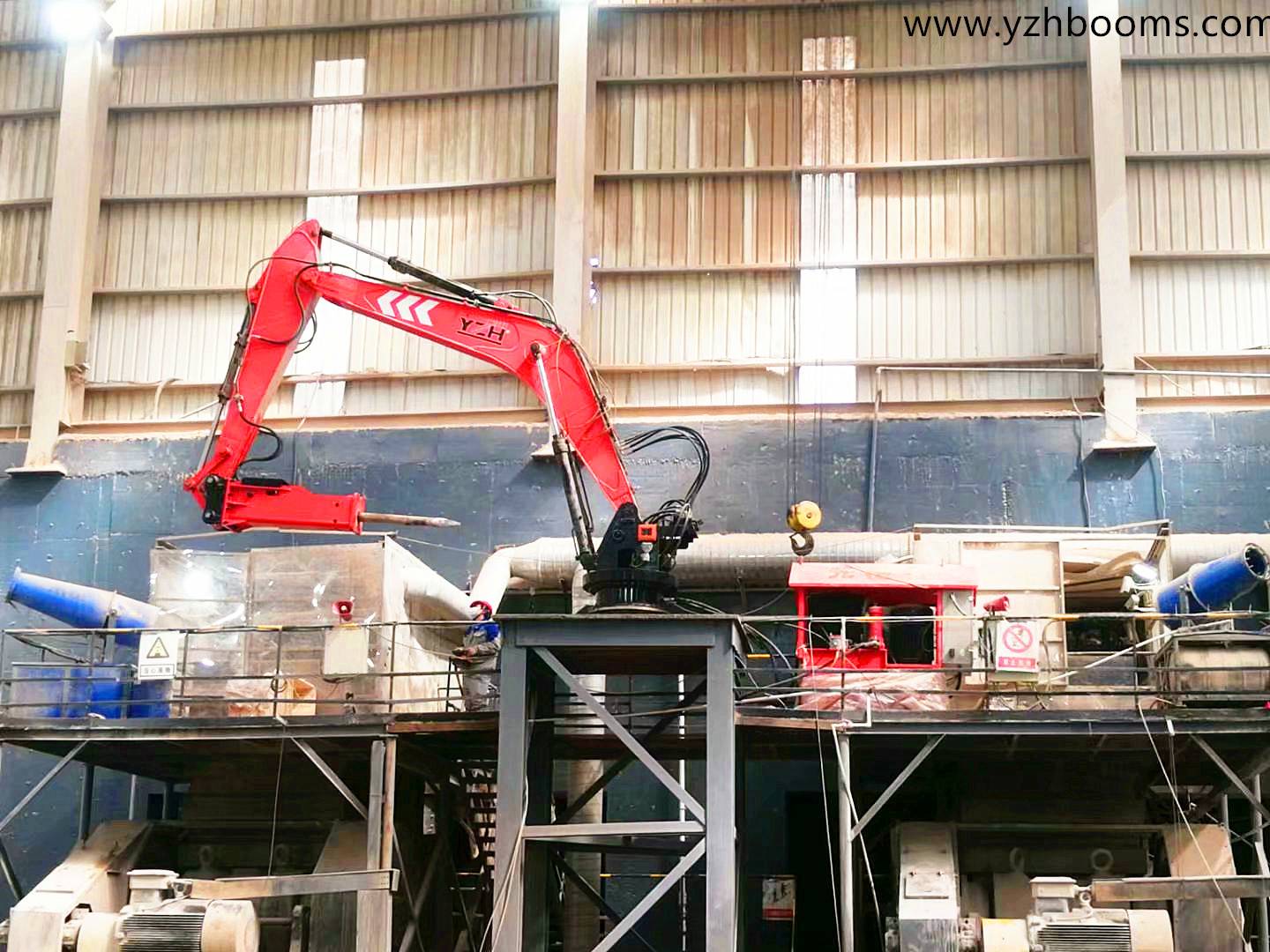 YZH Pedestal Boom System Was Successfully Delivered To The Stone Material Factory!-3