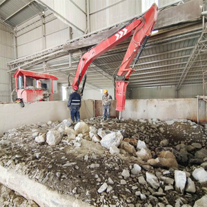 YZH Stationary Pedestal Rockbreaker Boom System Mounted at Gyratory Crusher Cavity