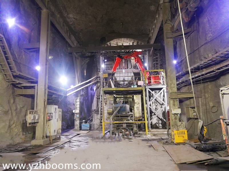 Pedestal Boom Breakers System Break Oversize Boulders At 800 meters Of Underground Mine-3