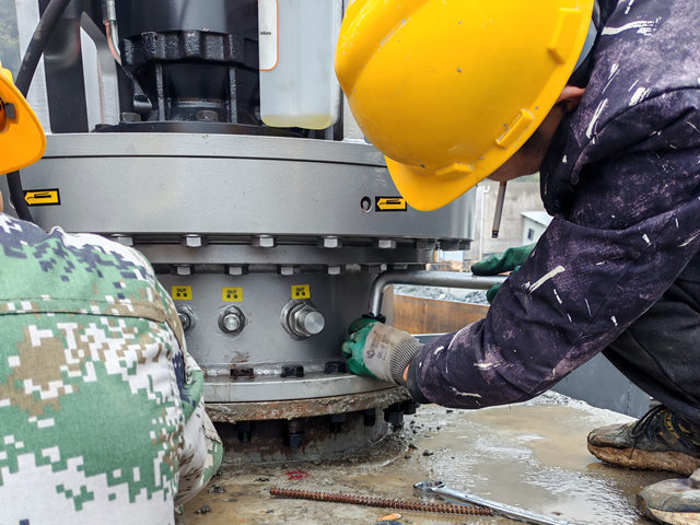 pedestal base