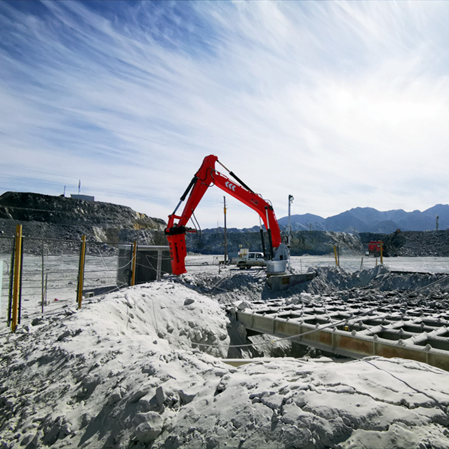 China YZH Remote-Controlled Stationary Manipulator in Mining Industry