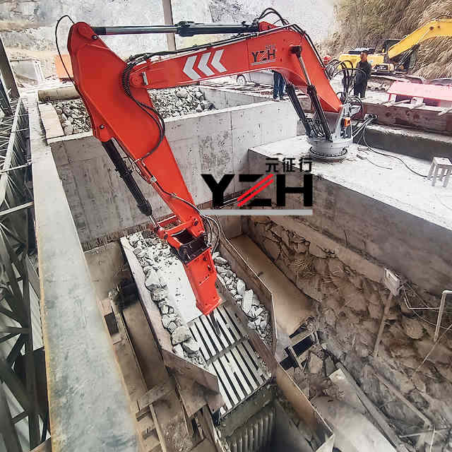 YZH High-power Pedestal Boom System of 360° Rotation for Jaw Crusher