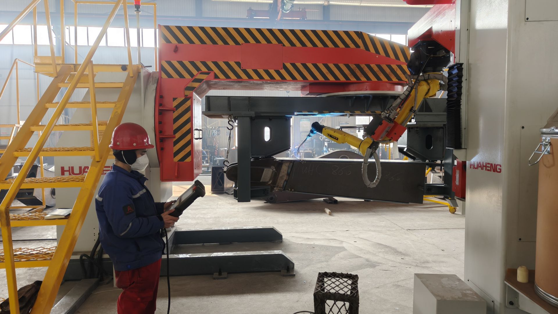 How YZH is Revolutionizing Mine Safety with AI-Powered Hydraulic Breaker Booms.jpeg