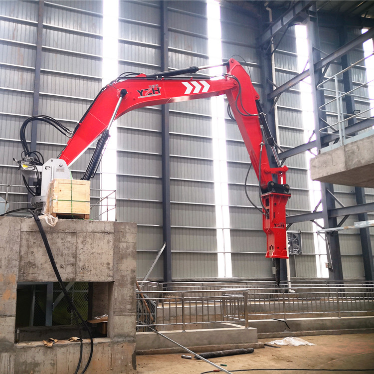 Pedestal Breaker Systems Are Mounted At PrimaryJaw Crusher For Crushed Stone-3