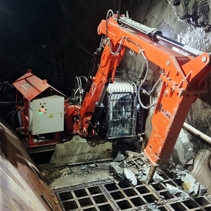 YZH Cabin-Controlled Pedestal Rock Breaker Boom Systems at Underground Environment