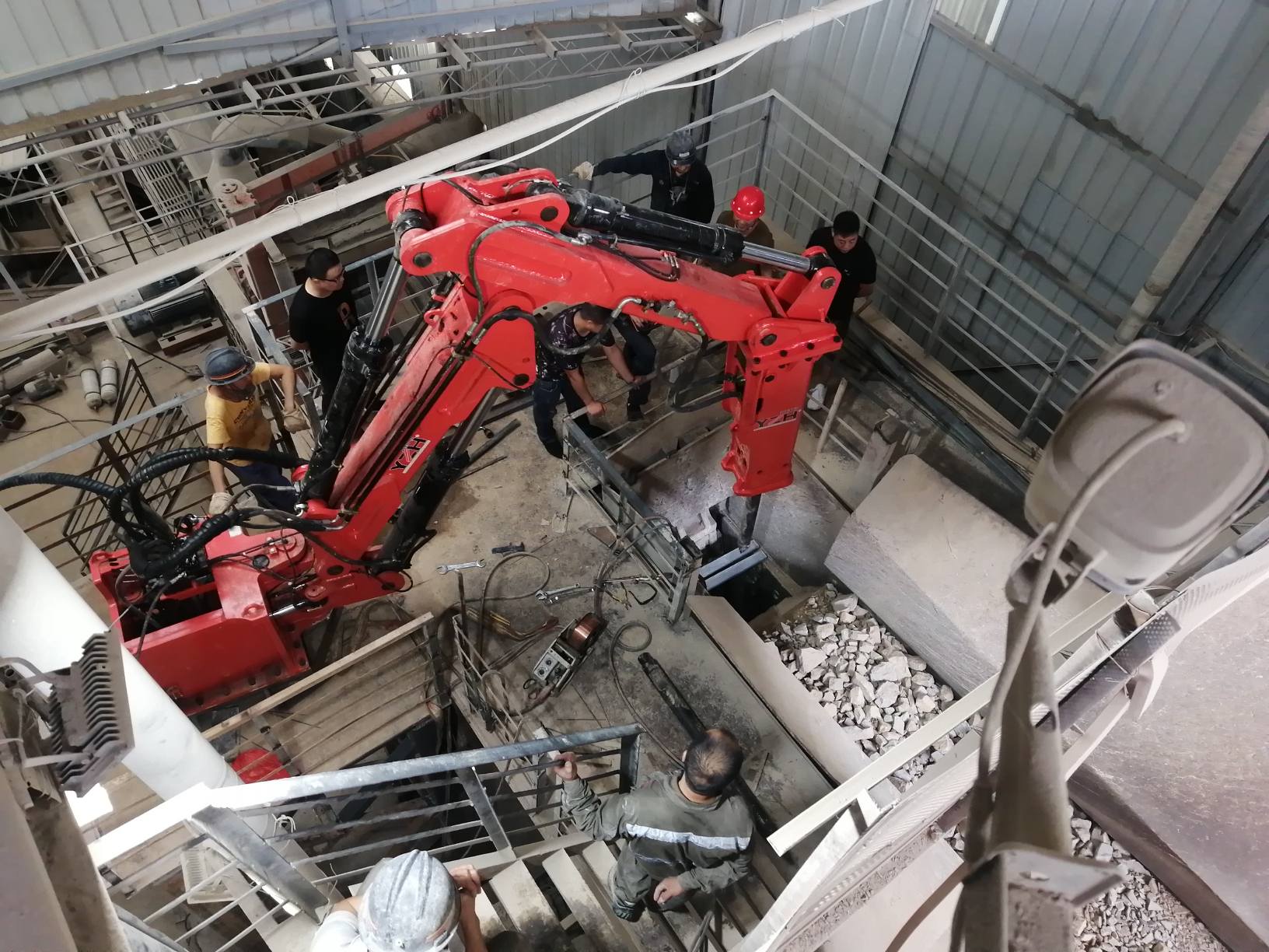 BC950 Fixed Rockbreaker Boom for Efficient Basalt Fragmentation in Indonesia