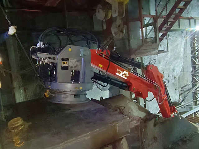 pedestal boom system.jpg